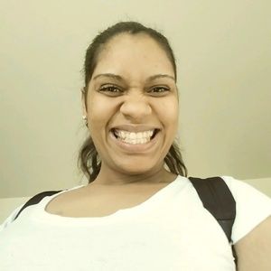 Meet your Posher, Lacey